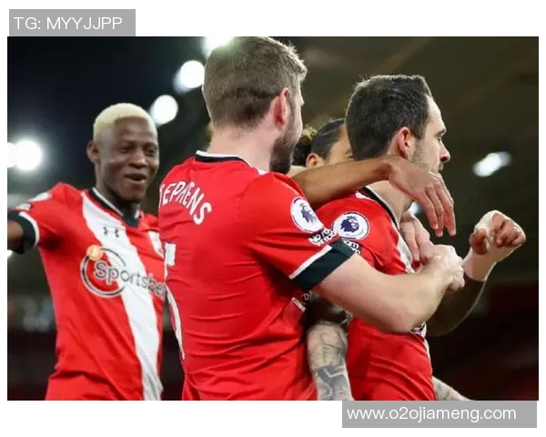 南安普敦主场迎战水晶宫双方争夺英超宝贵积分之战